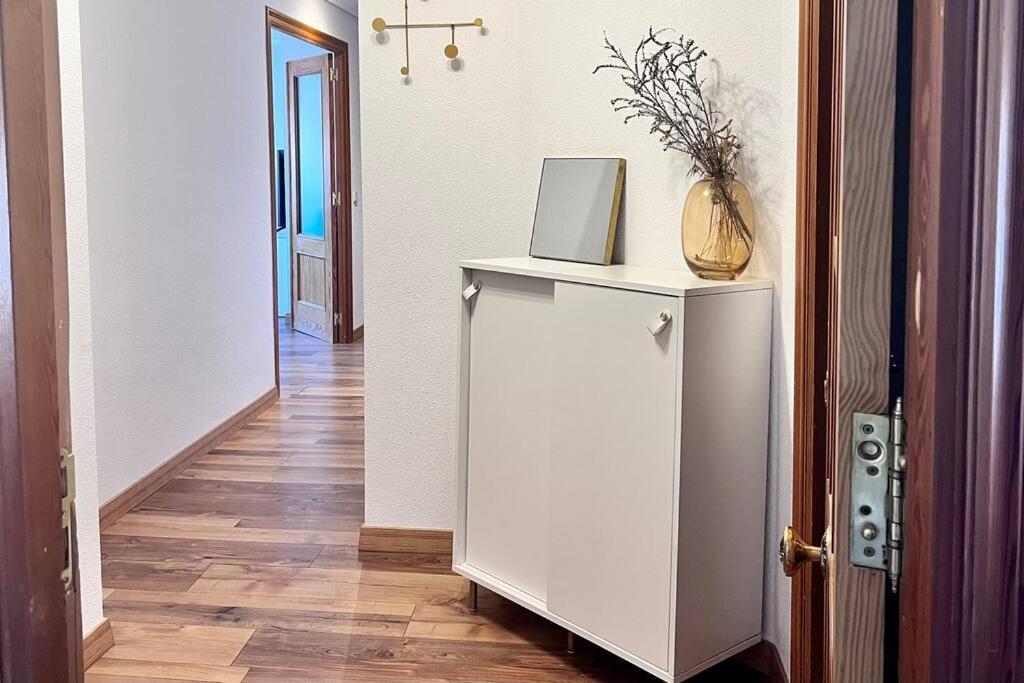 Piso En Picos De Europa - Riano Licencia Vut-Le-818 Apartment Exterior photo