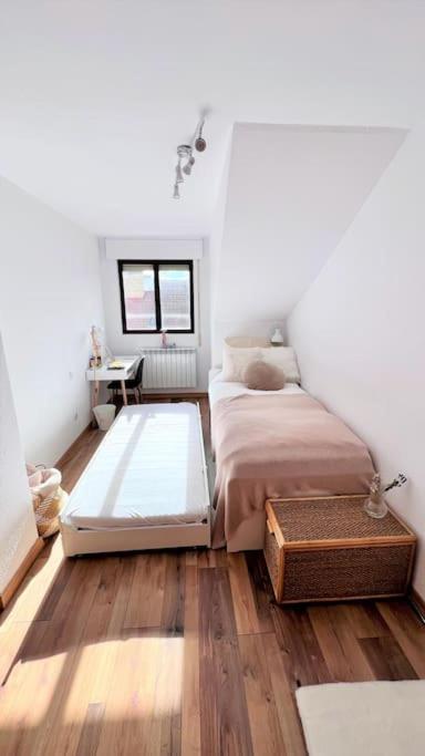 Piso En Picos De Europa - Riano Licencia Vut-Le-818 Apartment Exterior photo