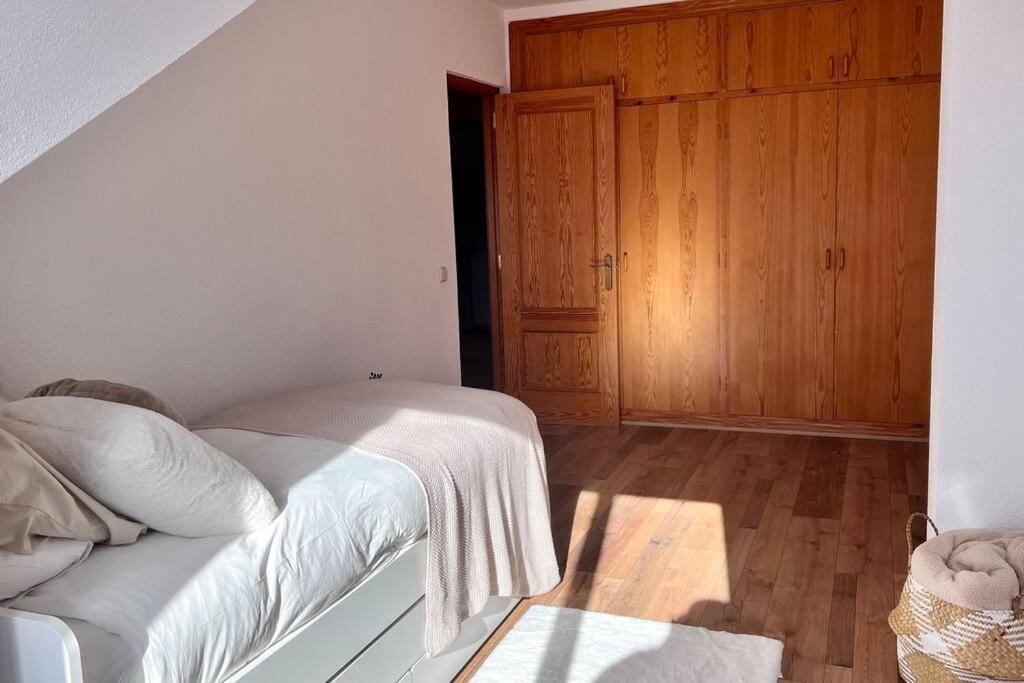 Piso En Picos De Europa - Riano Licencia Vut-Le-818 Apartment Exterior photo